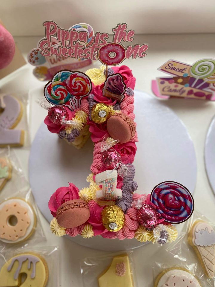 Cake Topper