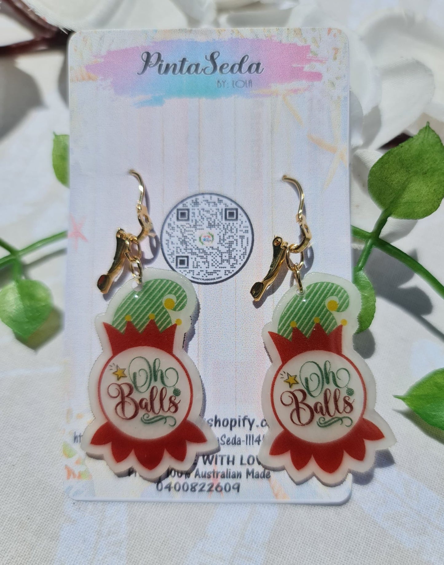 Christmas earring: Handmade