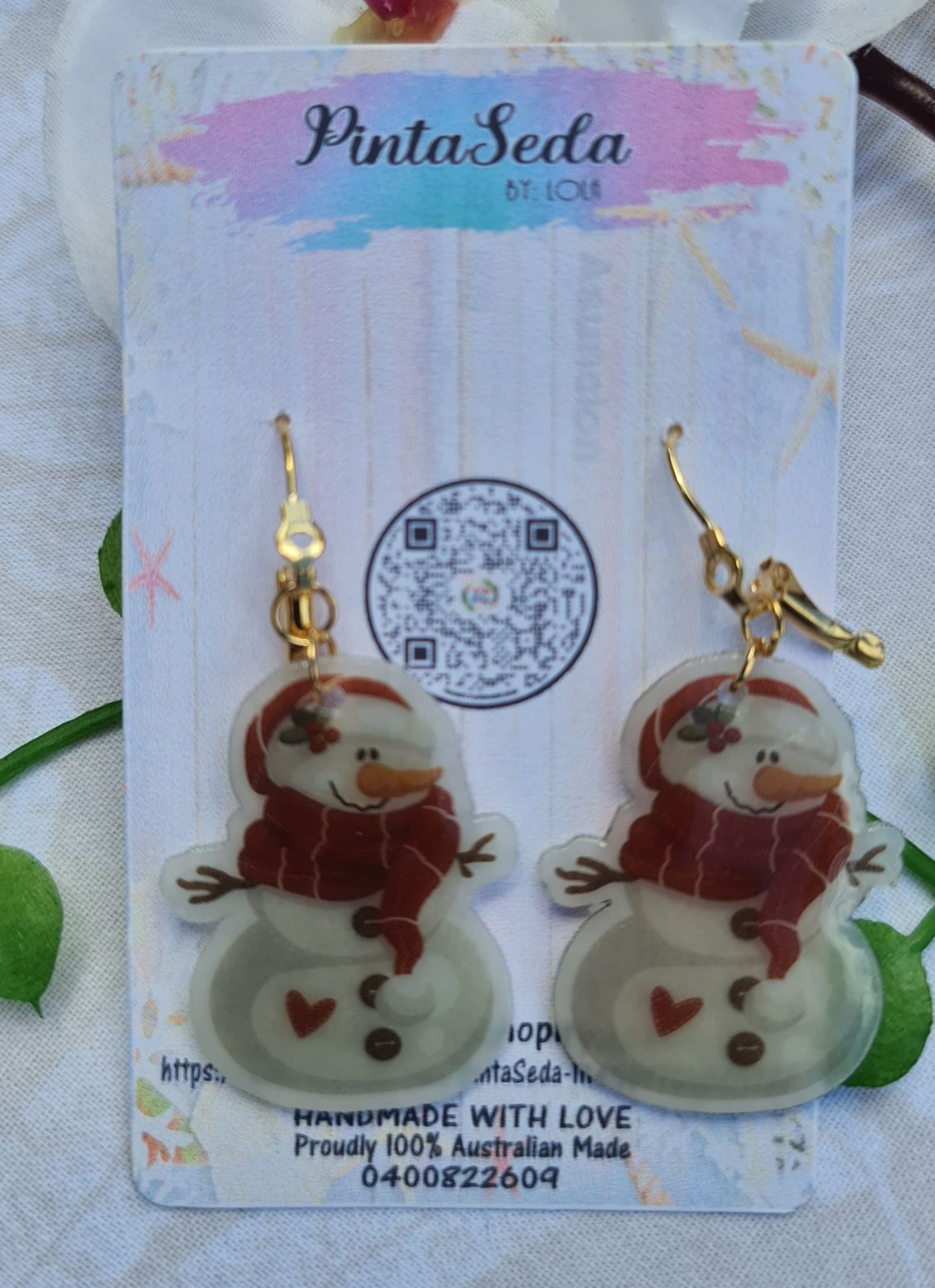 Christmas earring: Handmade