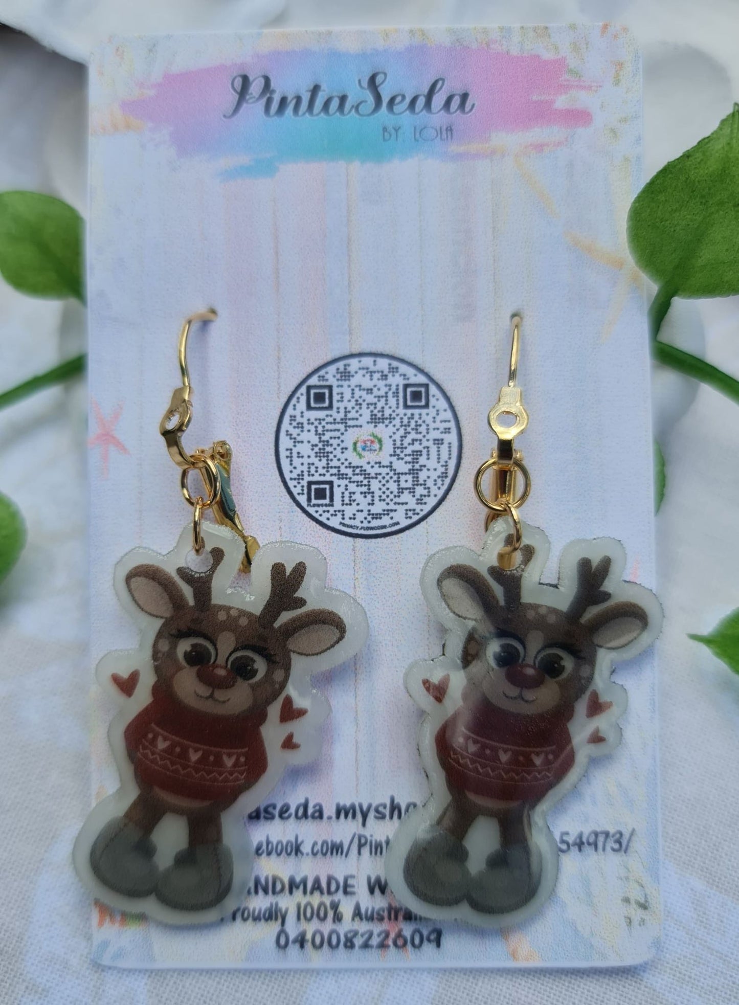 Christmas earring: Handmade